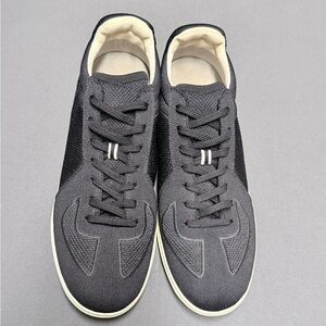 Like New! Rothy’s the RS01 Sneakers (Size: 11)